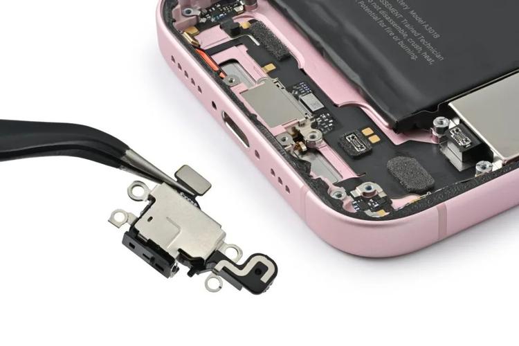 深度拆解iphone 15系列