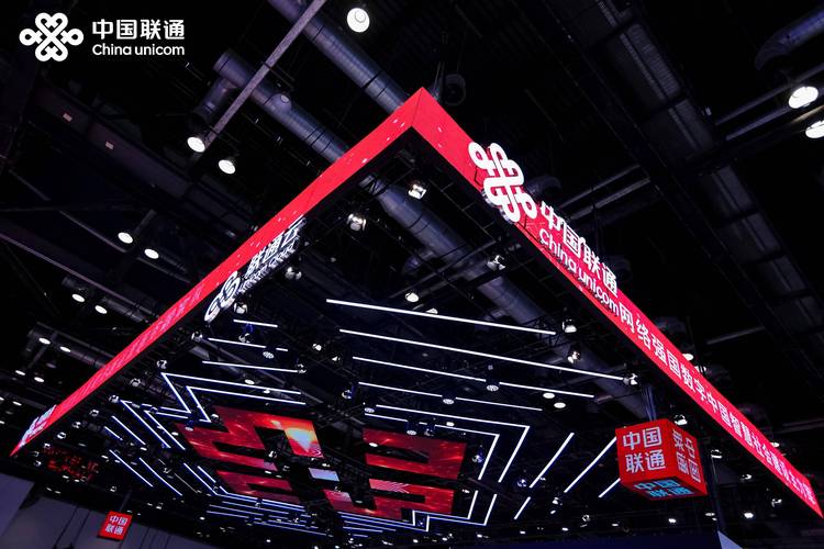 pt展探馆体验感十足 中国联通满满黑科技实在泰酷辣