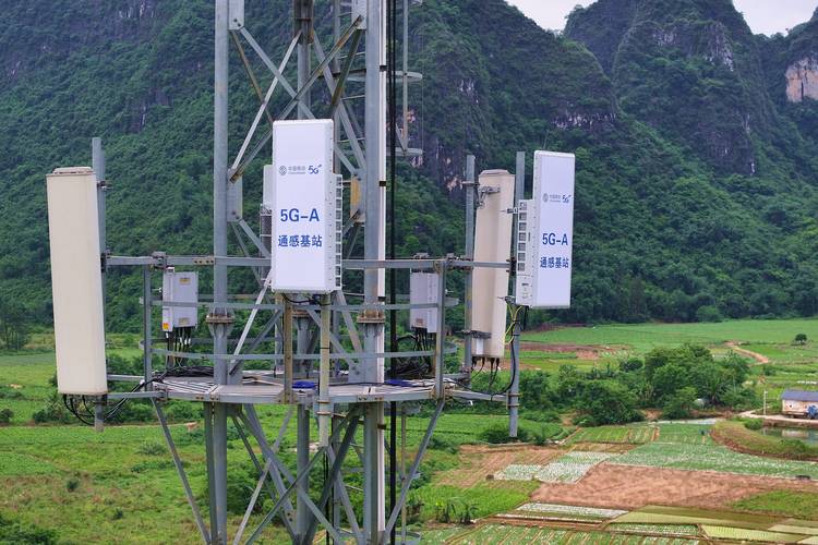 其中湖北移动在全国率先实现5g